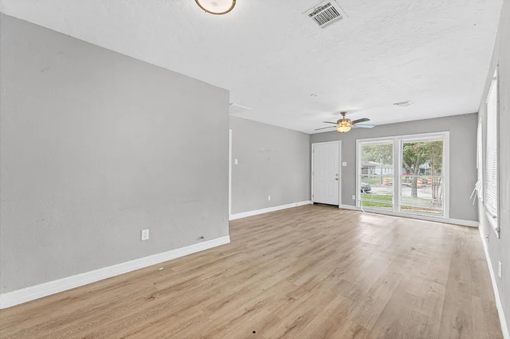 409 Alastair Drive Pasadena, TX 77506