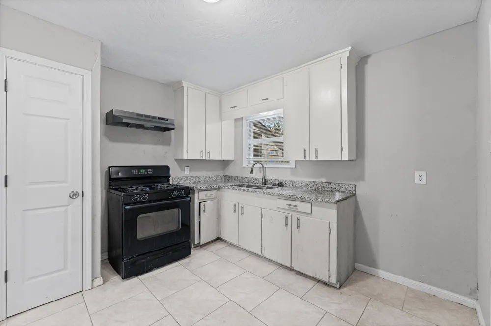 409 Alastair Drive Pasadena, TX 77506