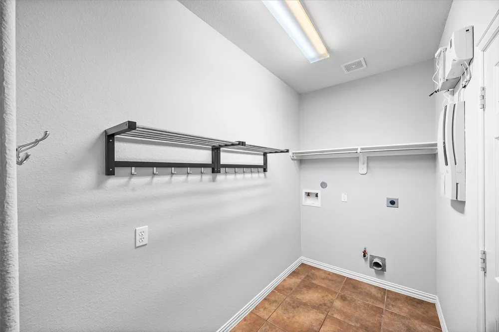 35 Woodmoor Place Magnolia, TX 77354