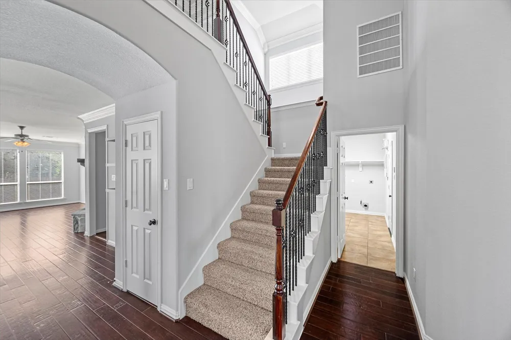 35 Woodmoor Place Magnolia, TX 77354