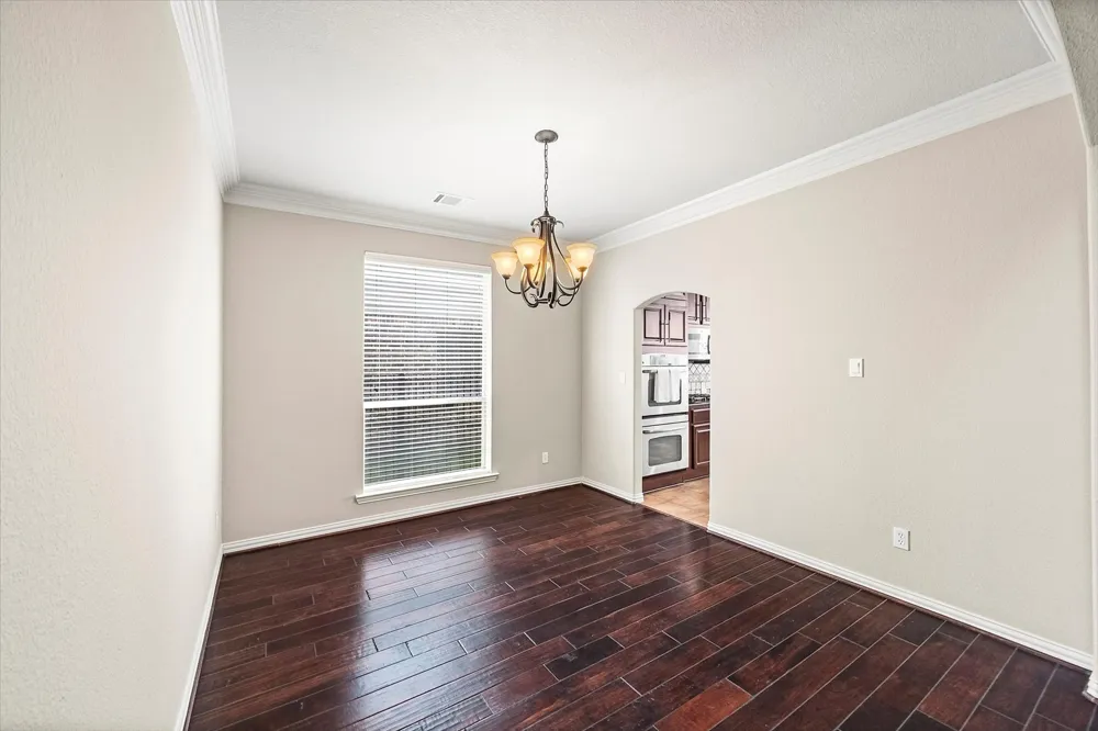 35 Woodmoor Place Magnolia, TX 77354