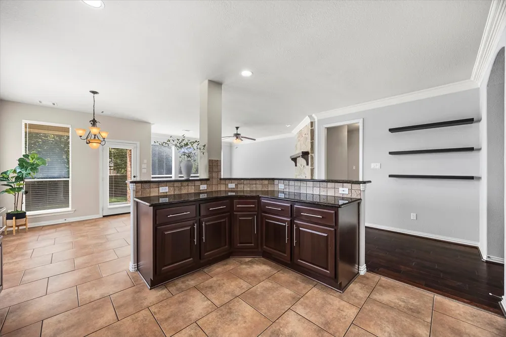 35 Woodmoor Place Magnolia, TX 77354