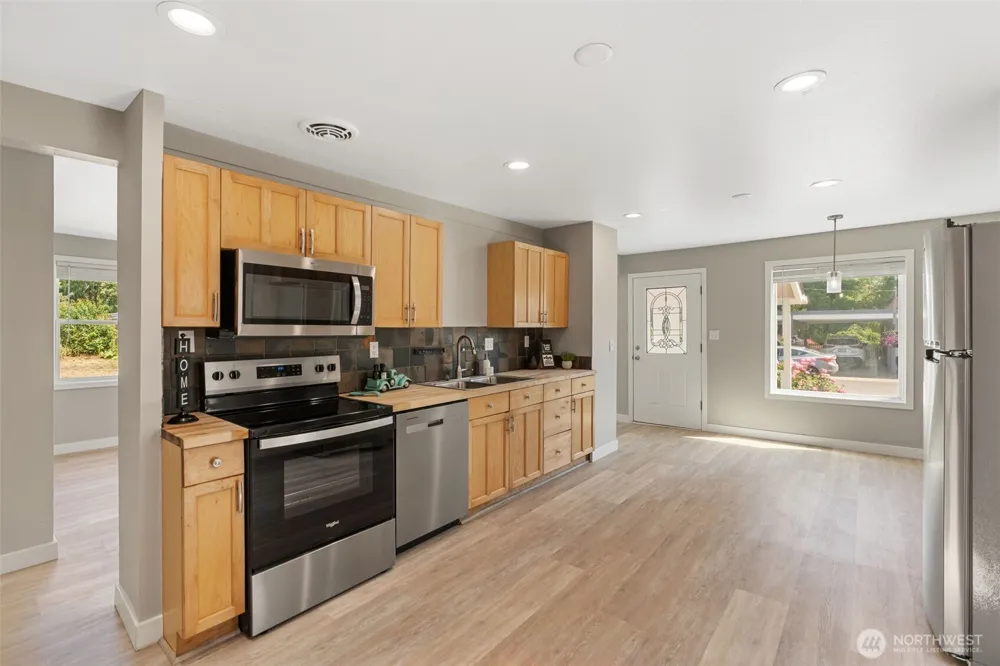 451 4th Street Toledo, WA 98591