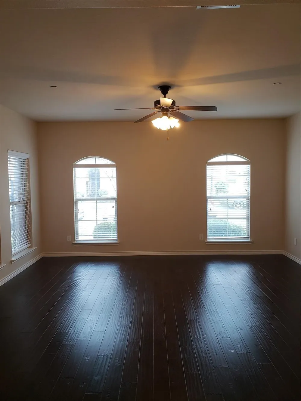 4153 Comanche Drive Carrollton, TX 75010