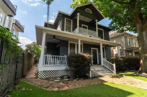 606 W Drew Street #B