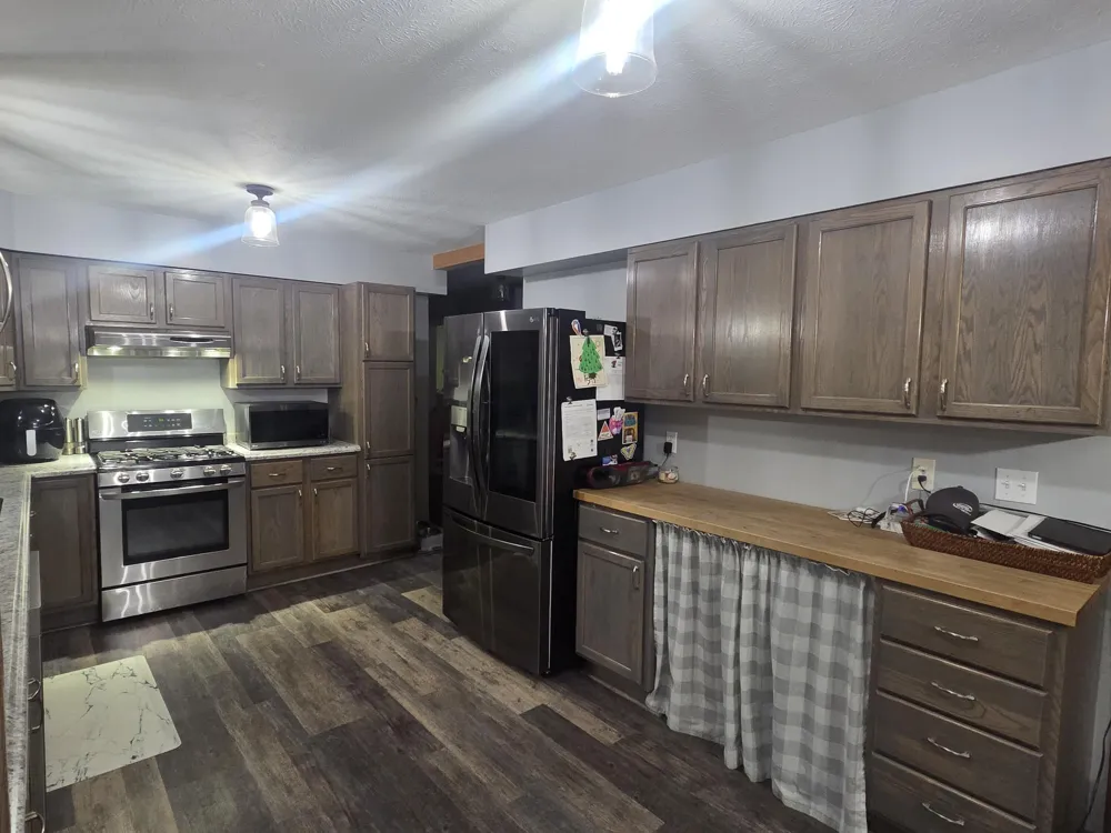 10950 Pine Grove Road NE Vestaburg, MI 48891
