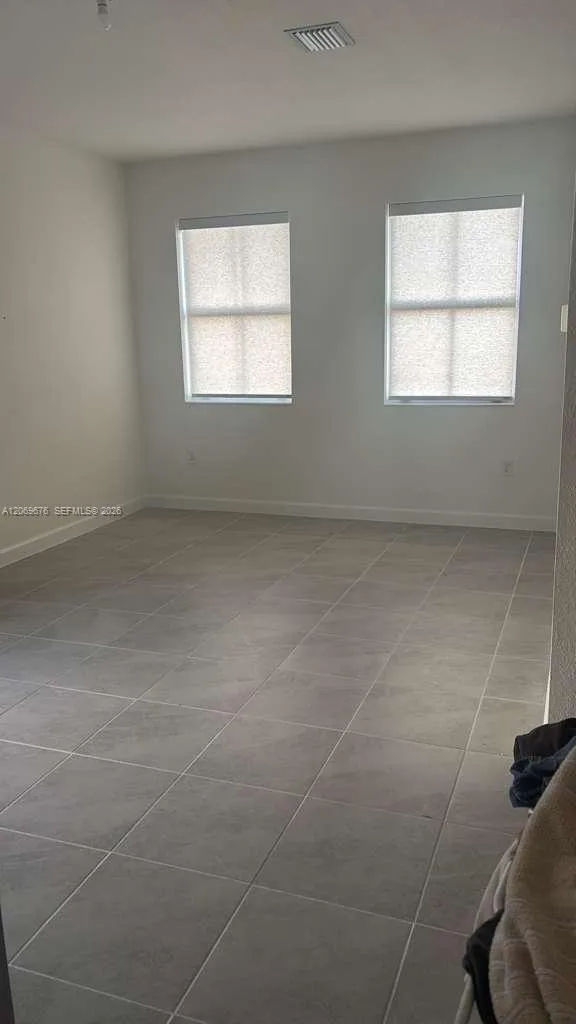 2342 SE 30th St Homestead, FL 33035