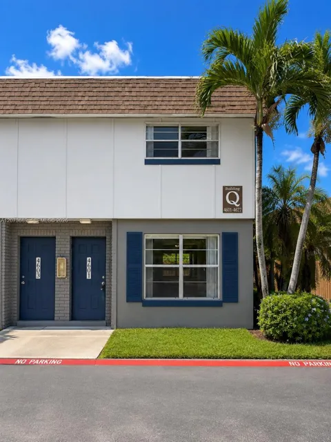 4601 NW 9th Dr #4601
