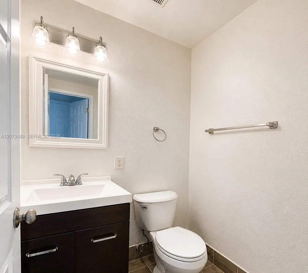 4601 NW 9th Dr #4601 Plantation, FL 33317