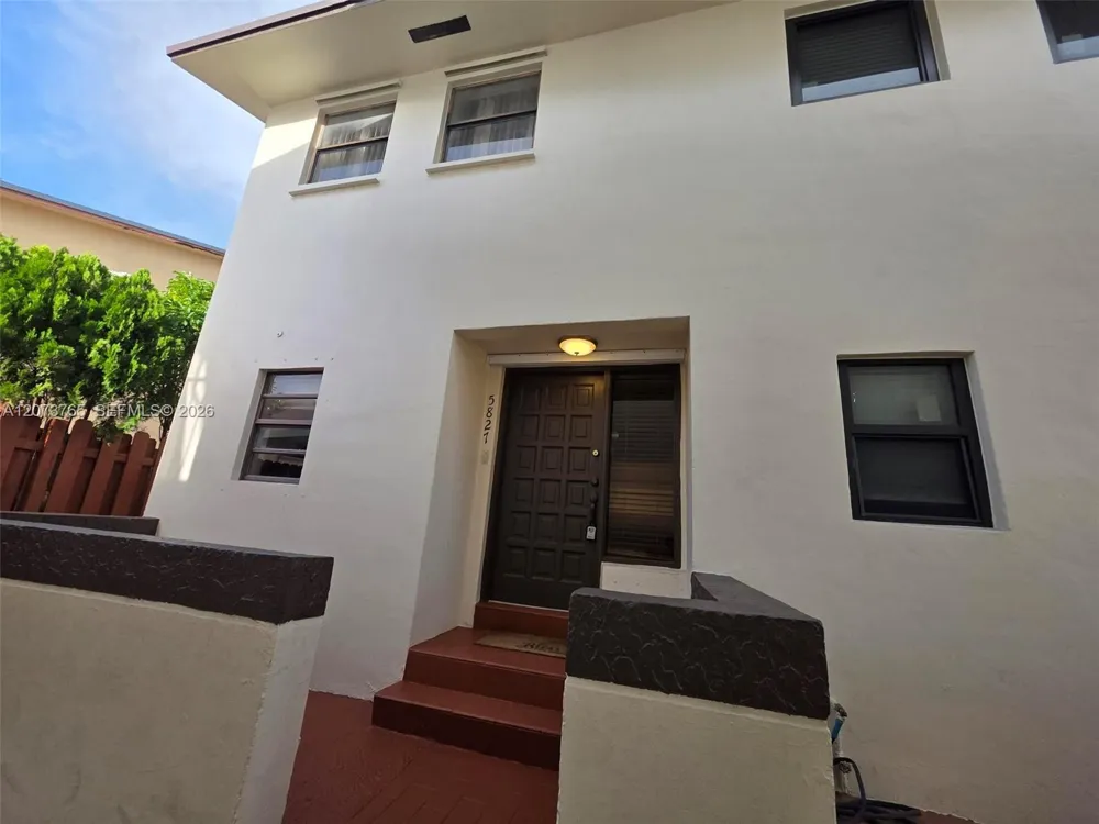 5827 W 26th Ave #5827 Hialeah, FL 33016