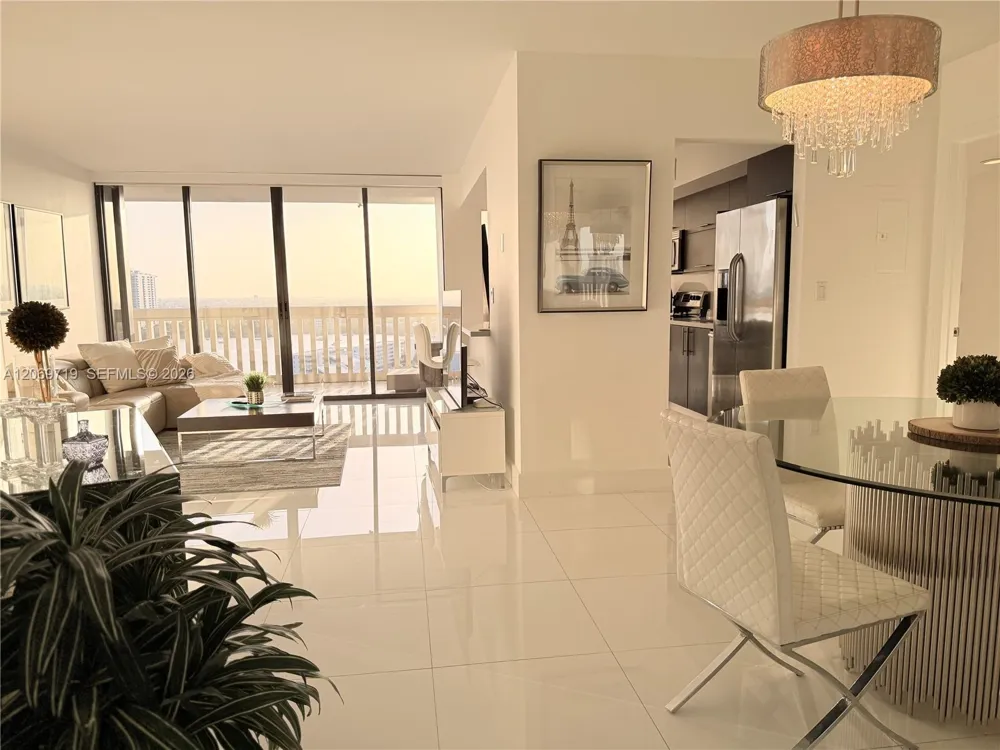 1000 W Island Blvd #1911 Aventura, FL 33160