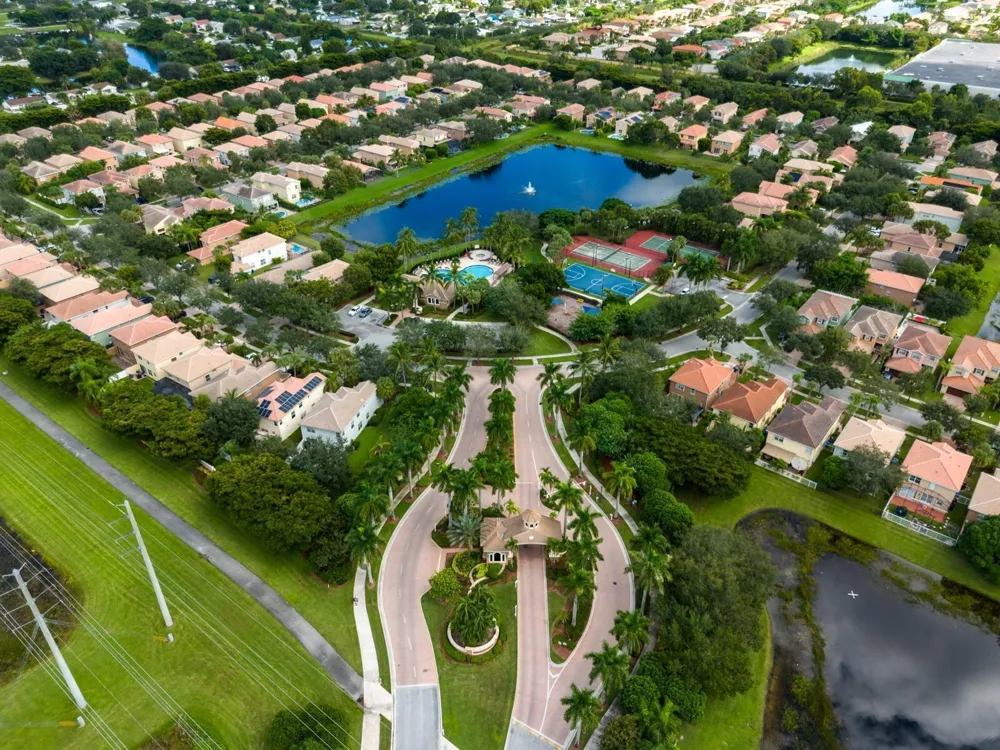 11487 Blue Violet Lane Royal Palm Beach, FL 33411