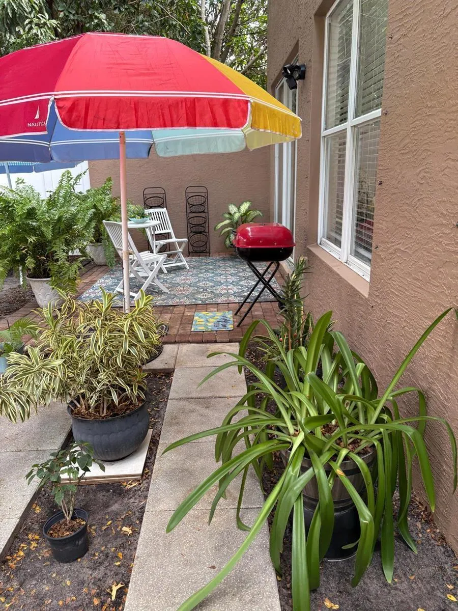 11487 Blue Violet Lane Royal Palm Beach, FL 33411