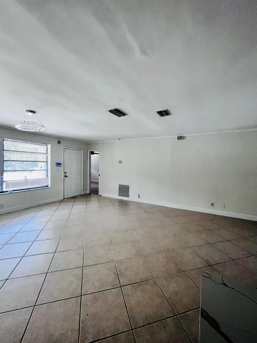924 Johnson Street Hollywood, FL 33019
