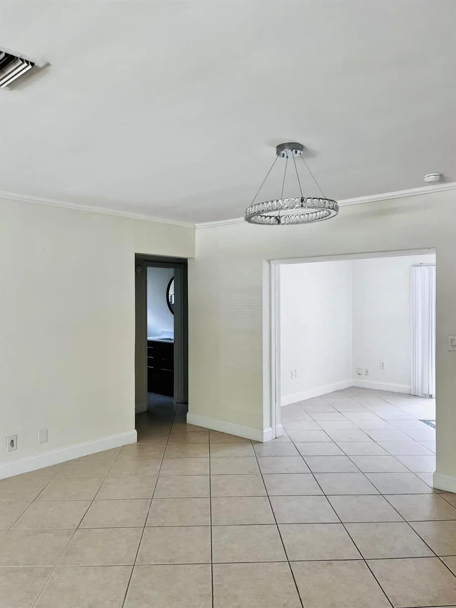 924 Johnson Street Hollywood, FL 33019