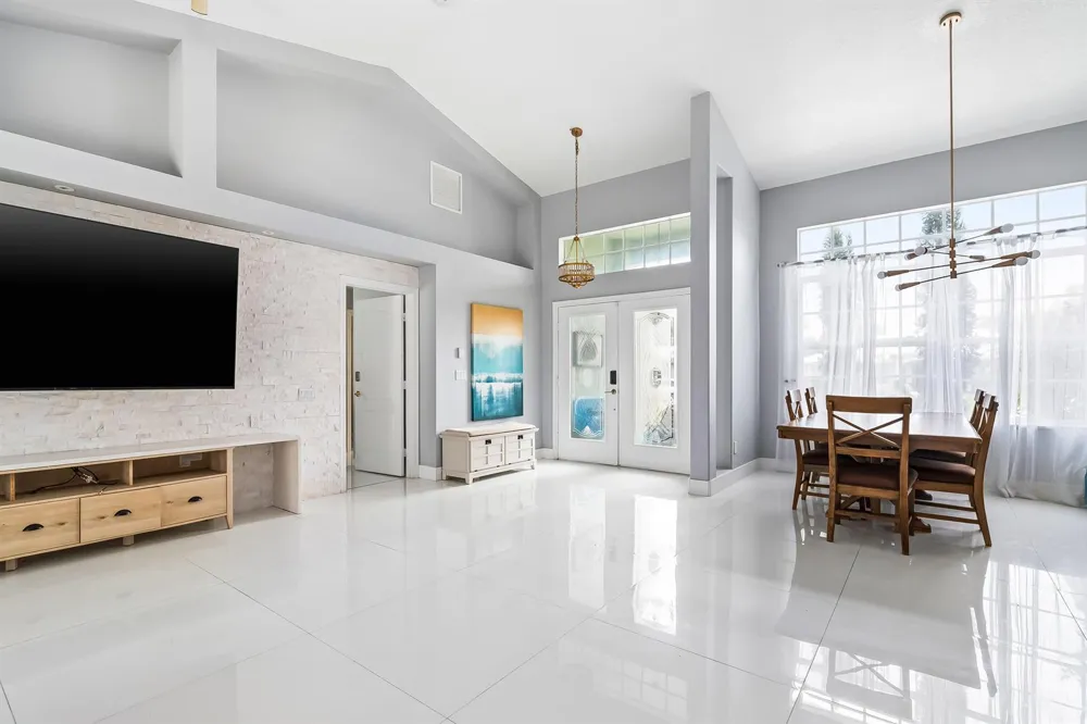 6715 NW PINSON COURT Port St. Lucie, FL 34983