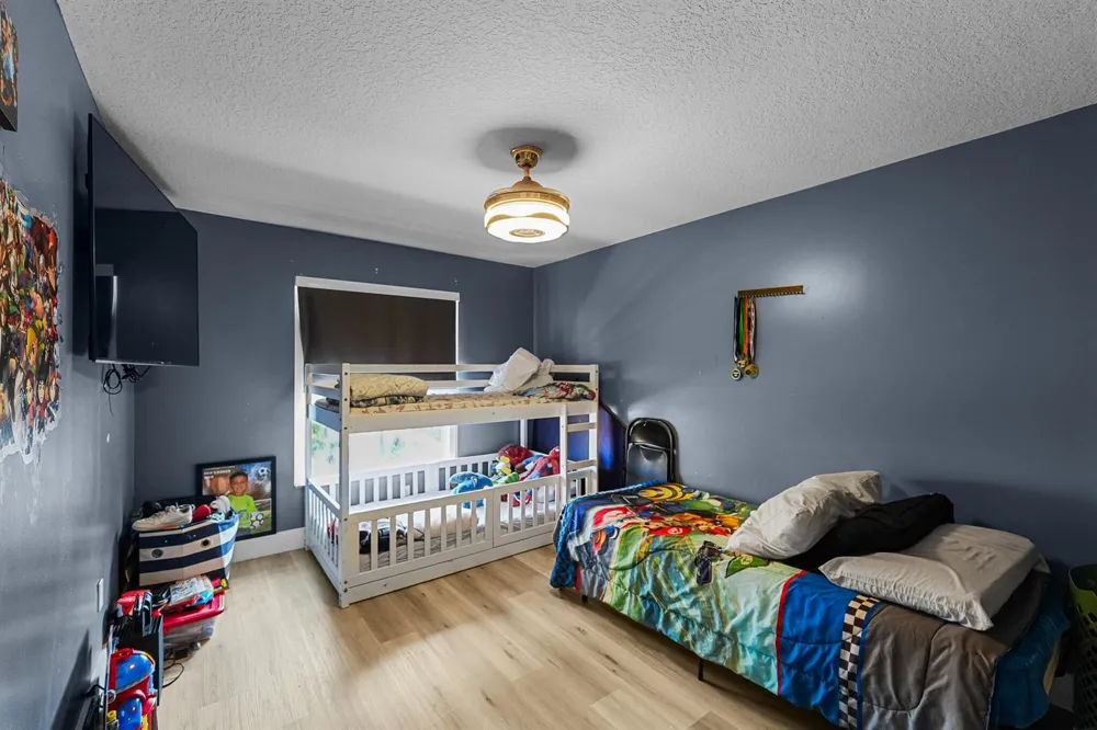 6119 Seminole Gardens Circle Riviera Beach, FL 33418