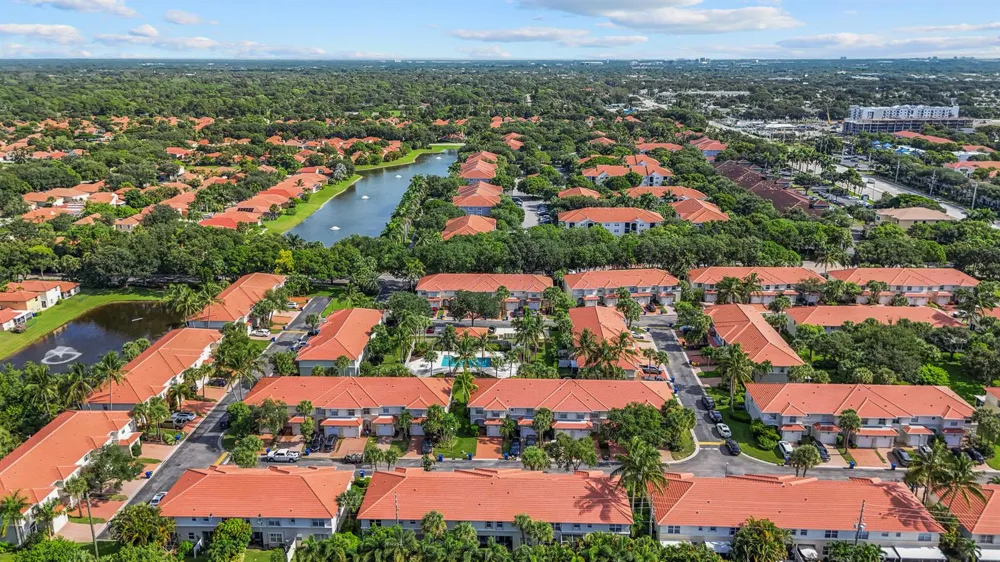 6119 Seminole Gardens Circle Riviera Beach, FL 33418
