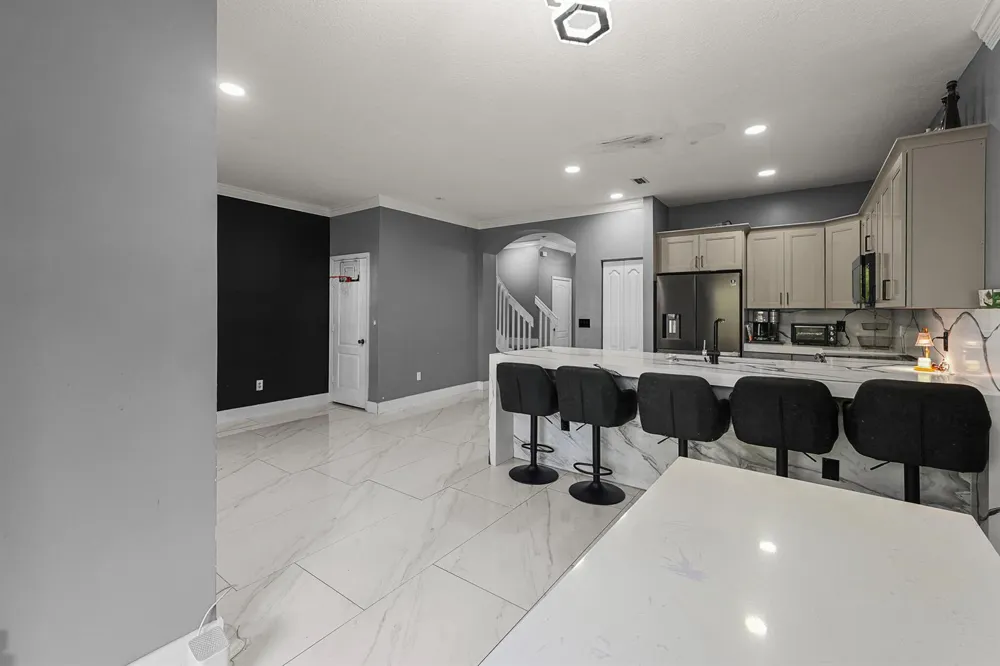 6119 Seminole Gardens Circle Riviera Beach, FL 33418