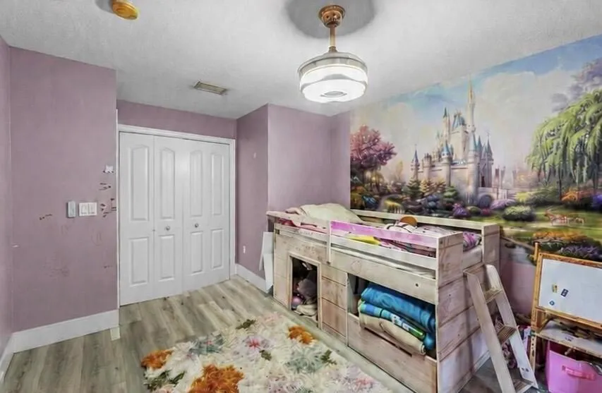 6119 Seminole Gardens Circle Riviera Beach, FL 33418