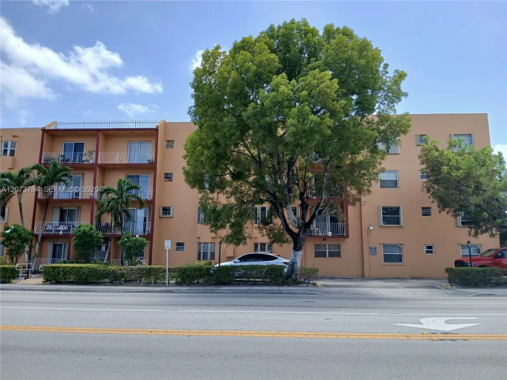 6200 W Flagler St #208 Miami, FL 33144