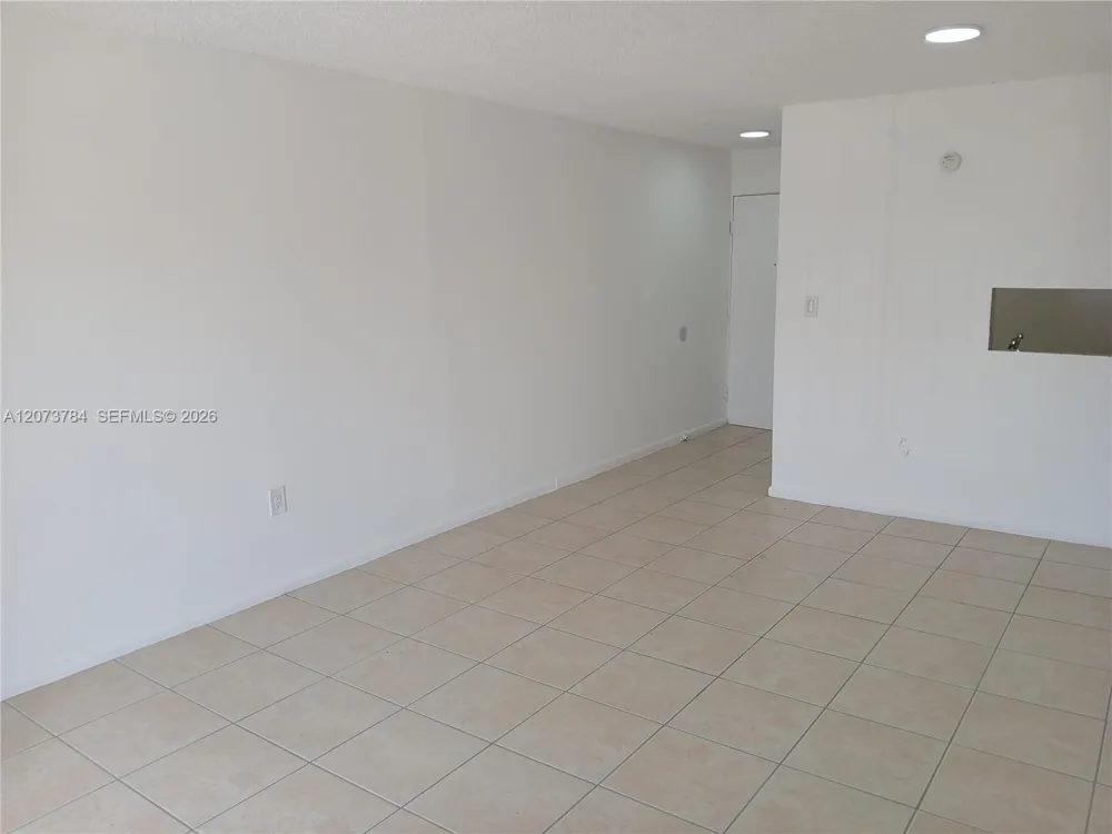 6200 W Flagler St #208 Miami, FL 33144