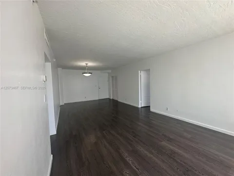 3000 S Ocean Dr #922