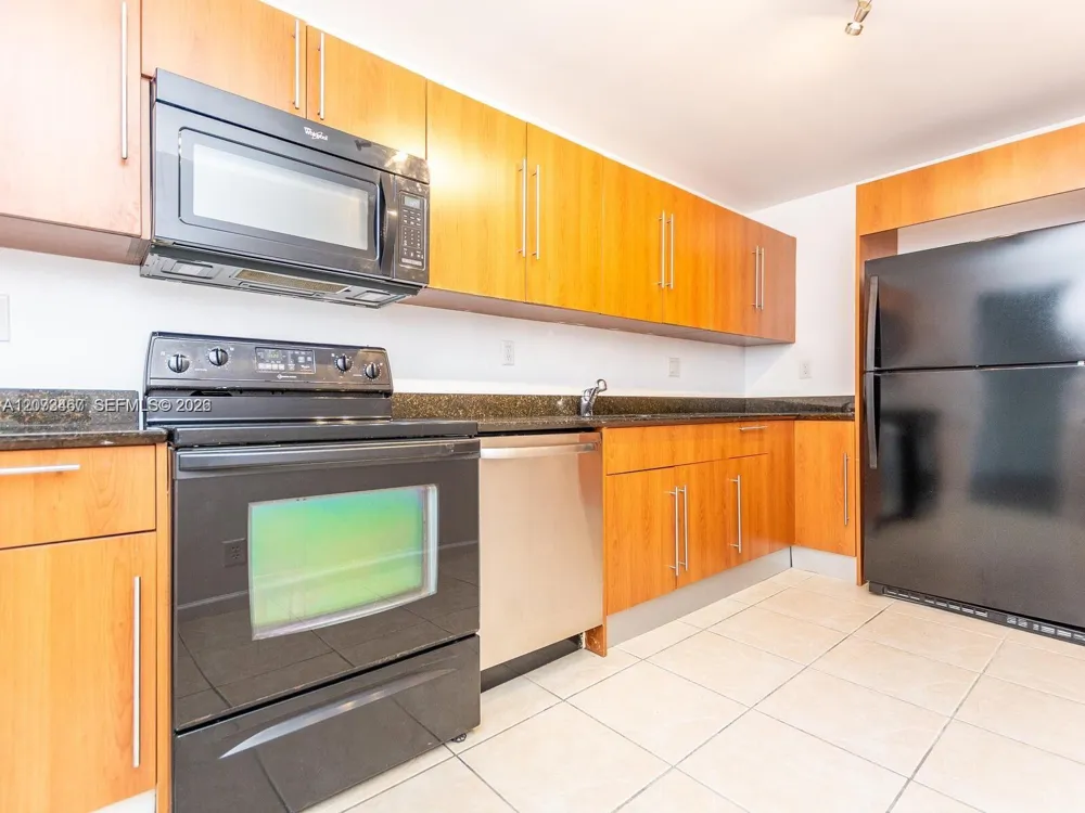 3000 S Ocean Dr #922 Hollywood, FL 33019