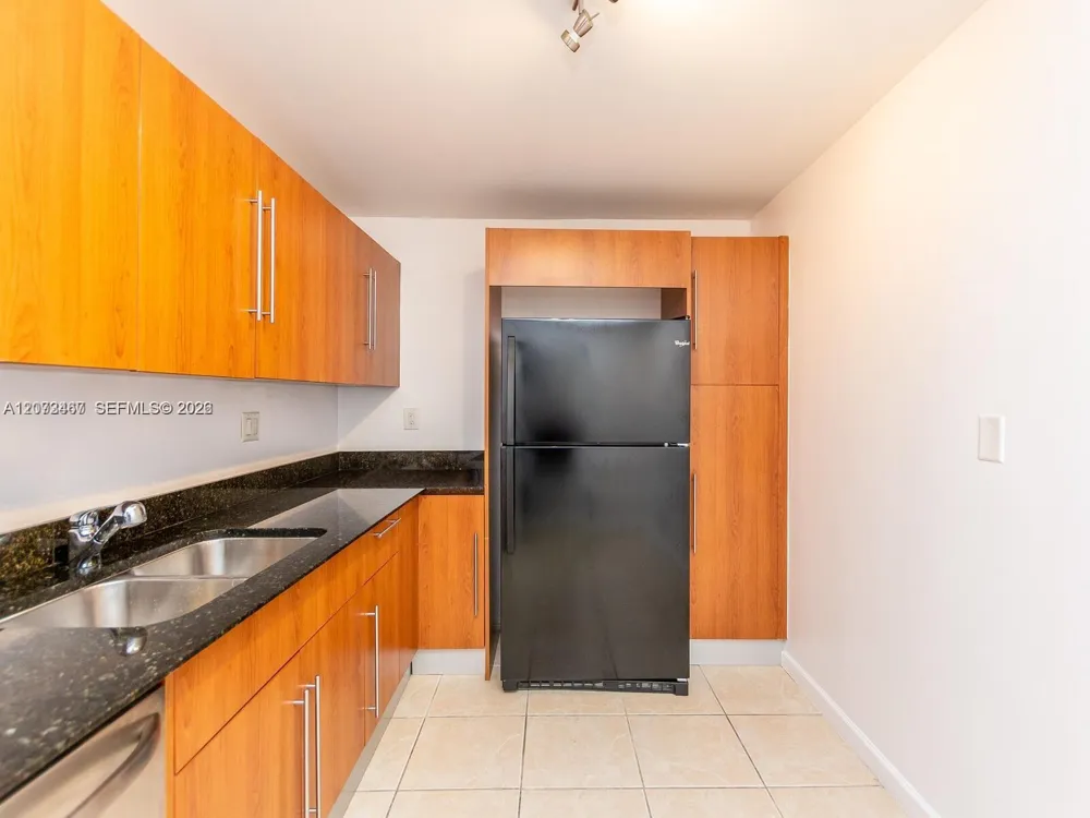 3000 S Ocean Dr #922 Hollywood, FL 33019