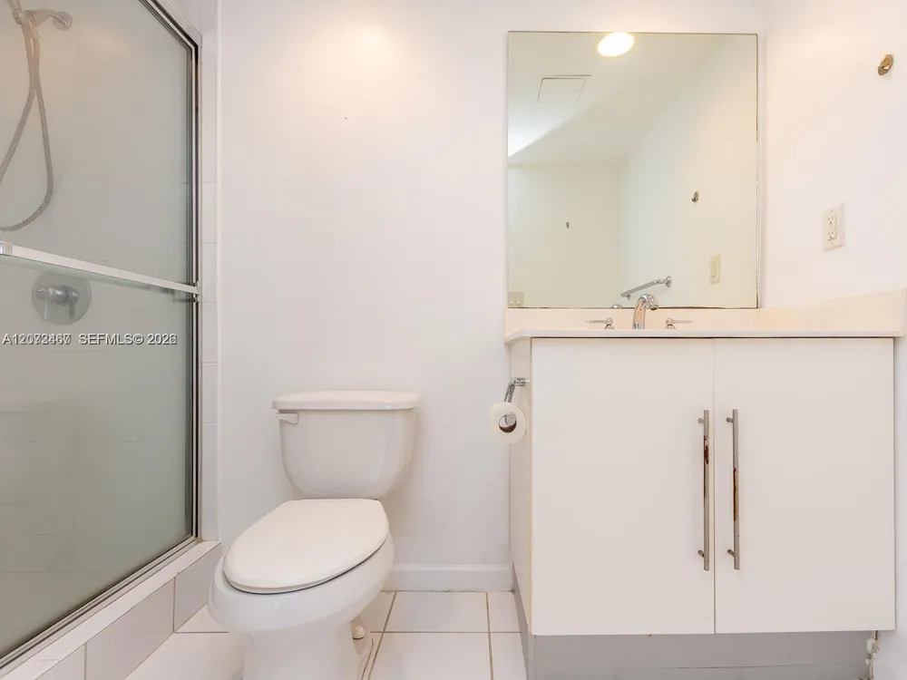 3000 S Ocean Dr #922 Hollywood, FL 33019