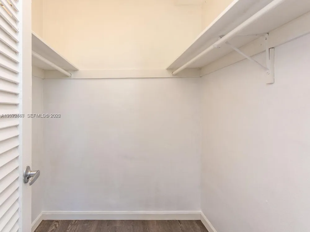 3000 S Ocean Dr #922 Hollywood, FL 33019