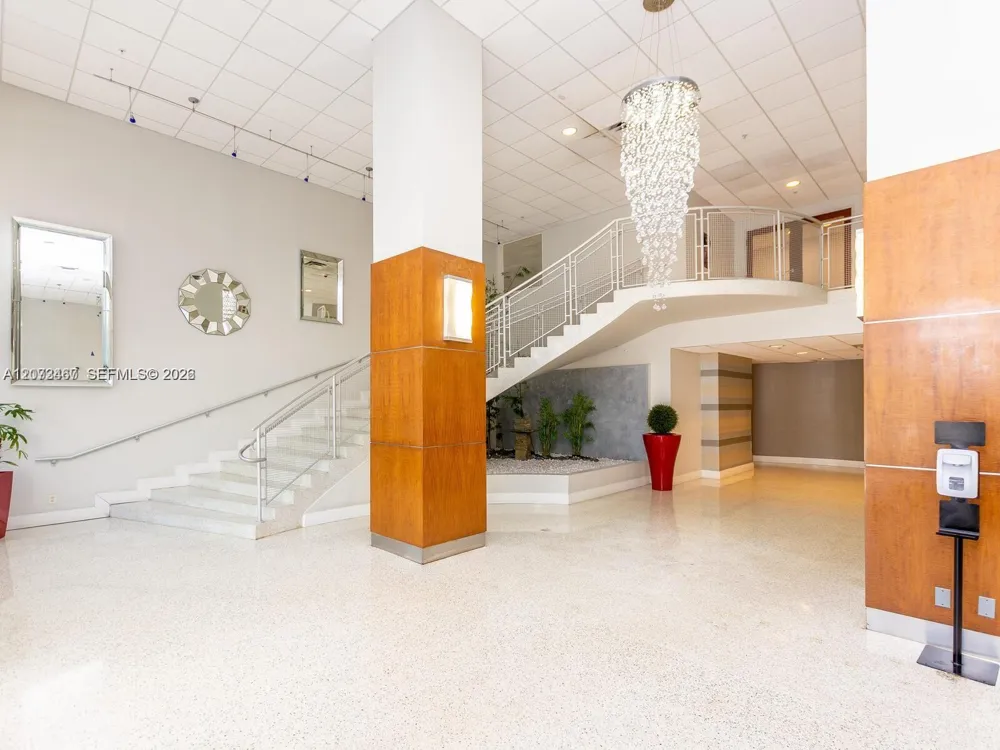 3000 S Ocean Dr #922 Hollywood, FL 33019