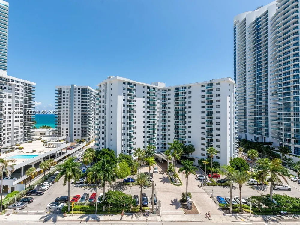 3000 S Ocean Dr #922 Hollywood, FL 33019