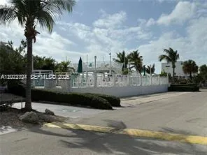 325 Calusa St Key Largo, FL 33037