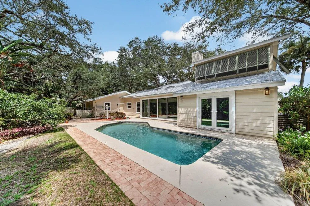 15 HERITAGE WAY Sewalls Point, FL 34996