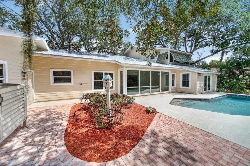 15 HERITAGE WAY Sewalls Point, FL 34996