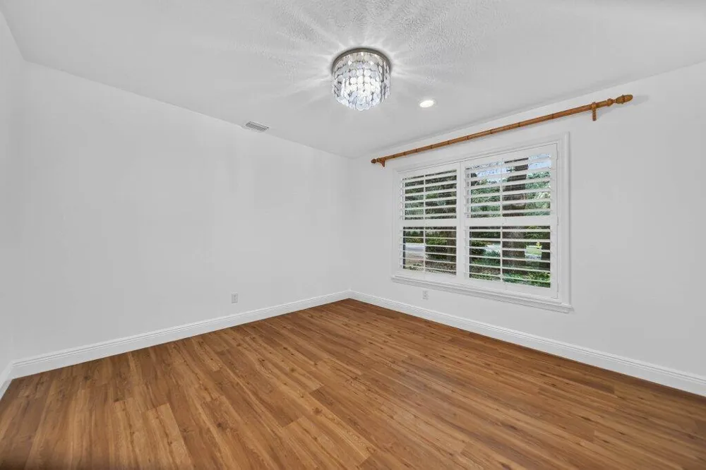 15 HERITAGE WAY Sewalls Point, FL 34996