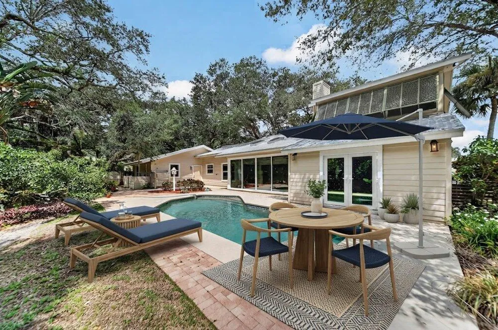 15 HERITAGE WAY Sewalls Point, FL 34996