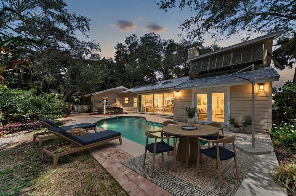 15 HERITAGE WAY Sewalls Point, FL 34996