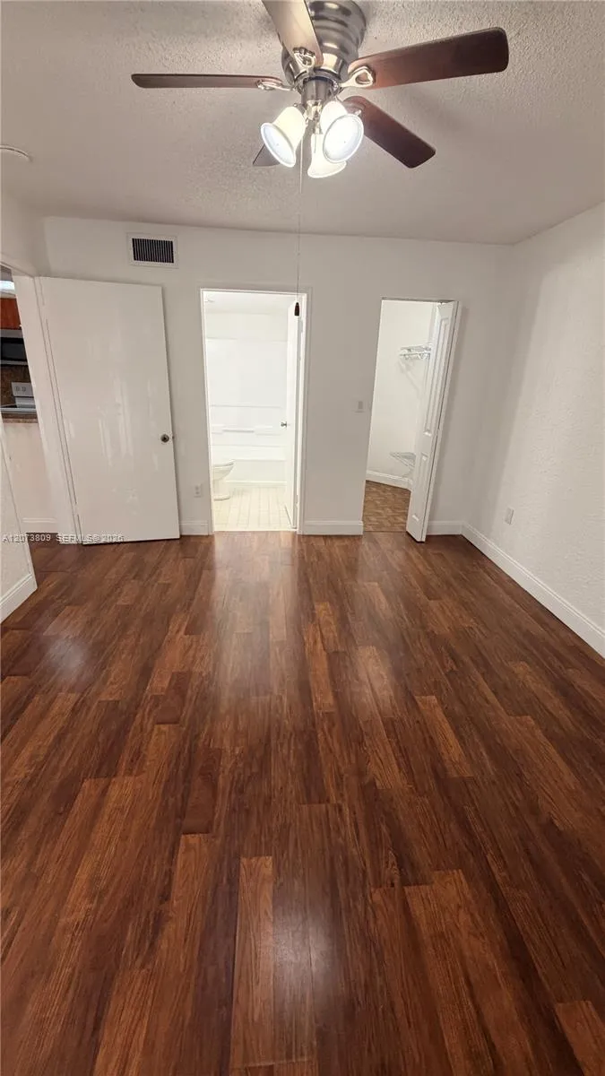 7075 NW 186th St #C208 Hialeah, FL 33015