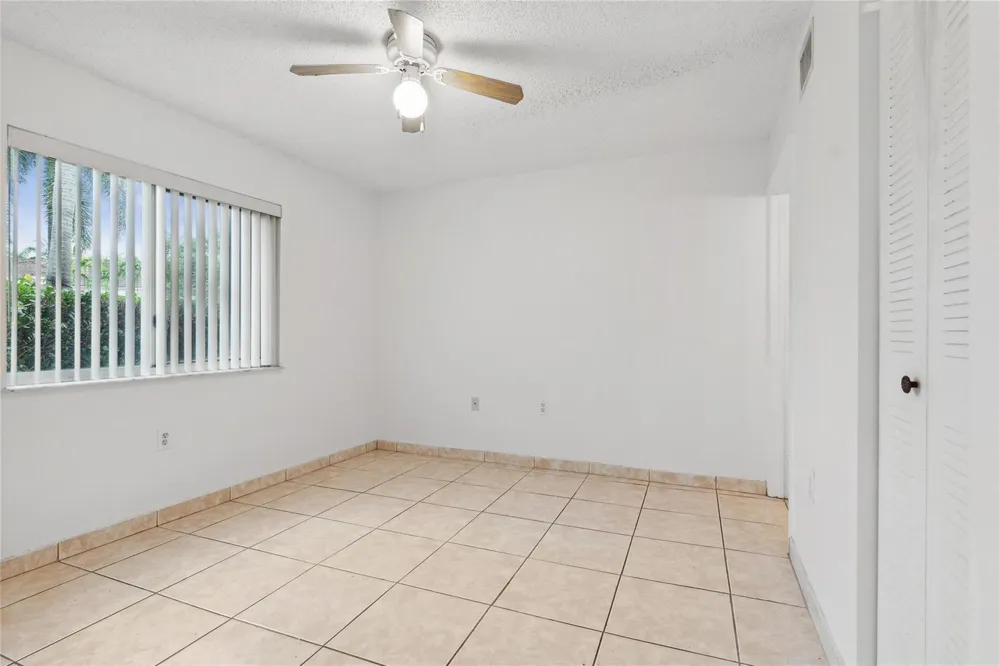 2173 NW 78th Avenue Pembroke Pines, FL 33024
