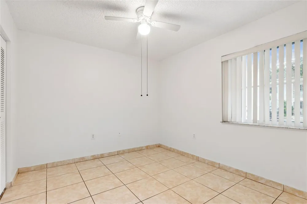 2173 NW 78th Avenue Pembroke Pines, FL 33024