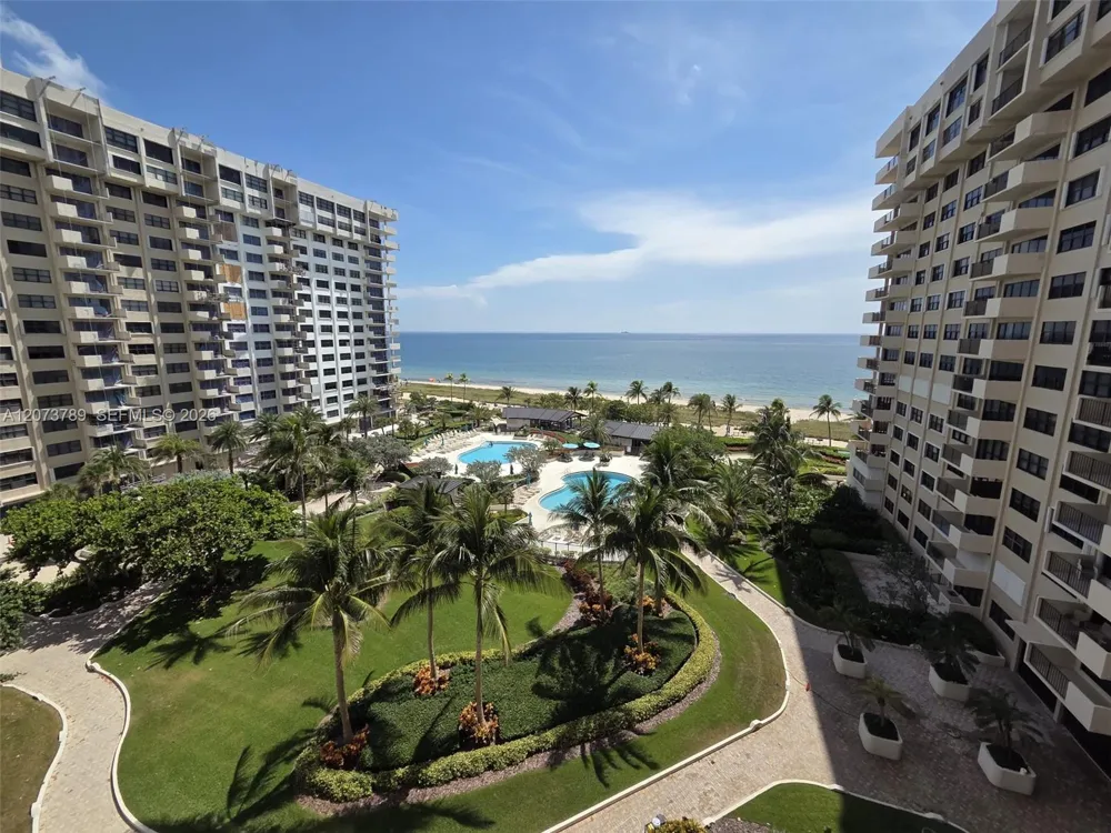 4900 Ocean Blvd #912 Lauderdale By The Sea, FL 33308