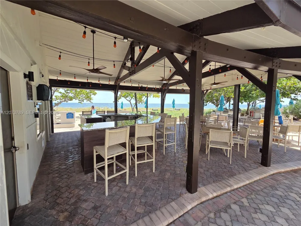 4900 Ocean Blvd #912 Lauderdale By The Sea, FL 33308