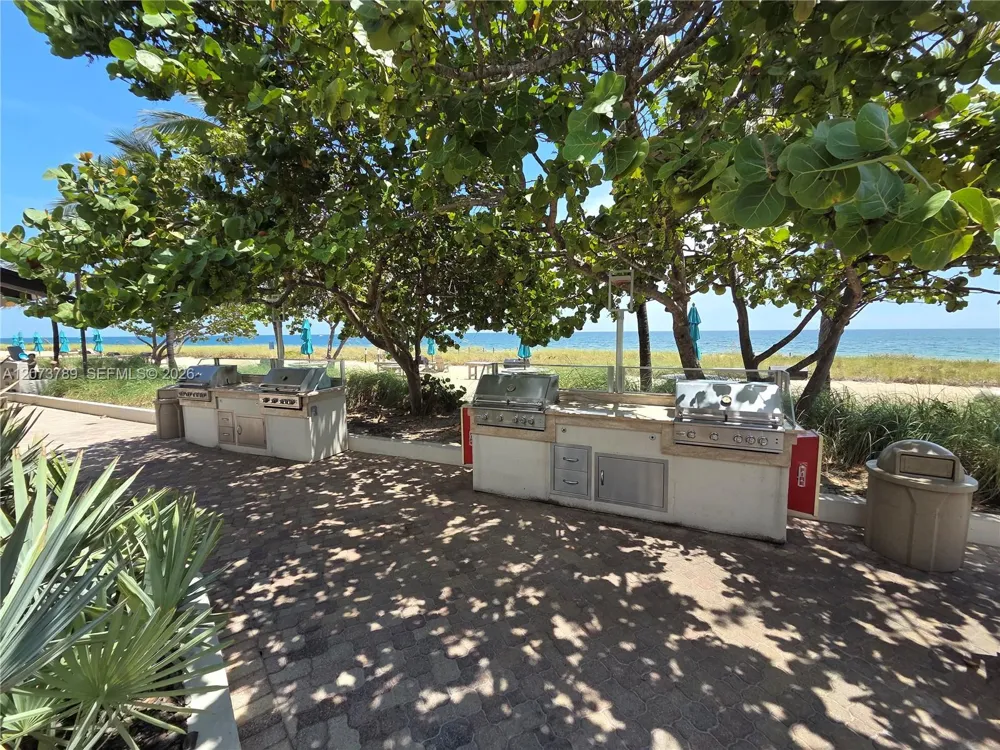 4900 Ocean Blvd #912 Lauderdale By The Sea, FL 33308