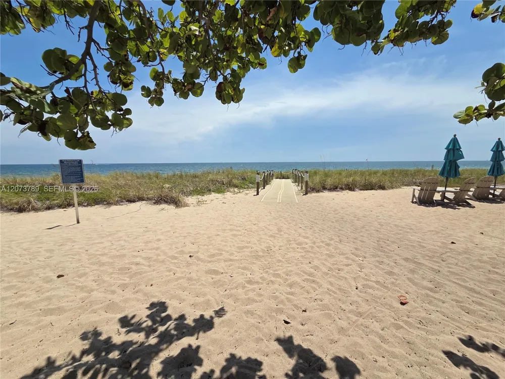 4900 Ocean Blvd #912 Lauderdale By The Sea, FL 33308