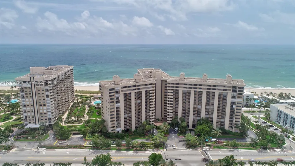 4900 Ocean Blvd #912 Lauderdale By The Sea, FL 33308