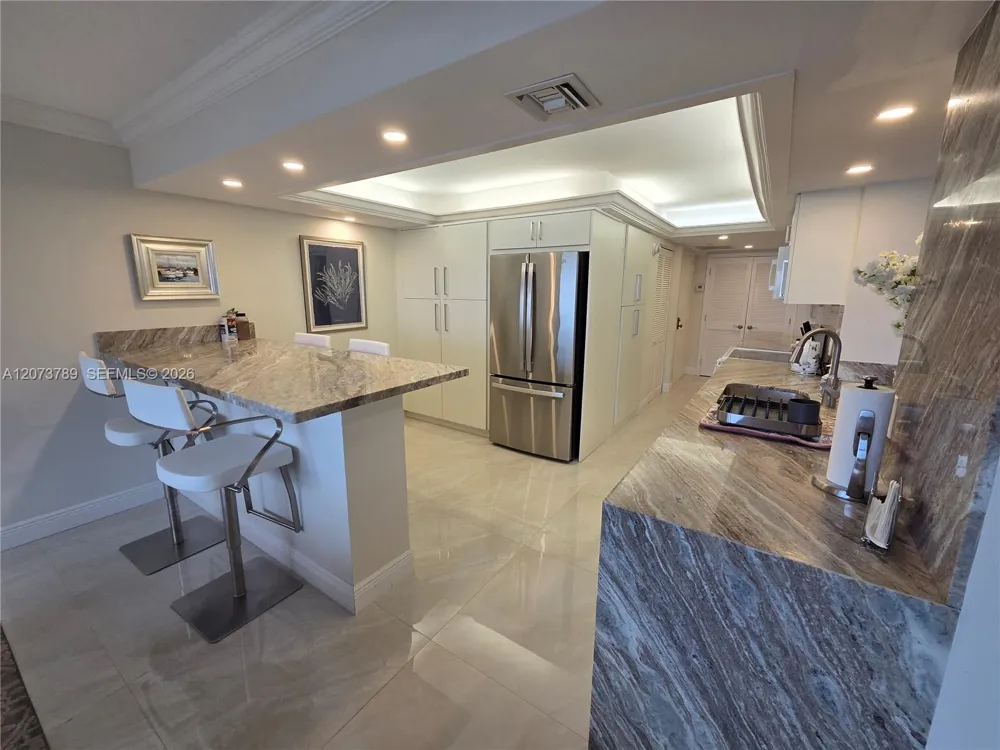4900 Ocean Blvd #912 Lauderdale By The Sea, FL 33308