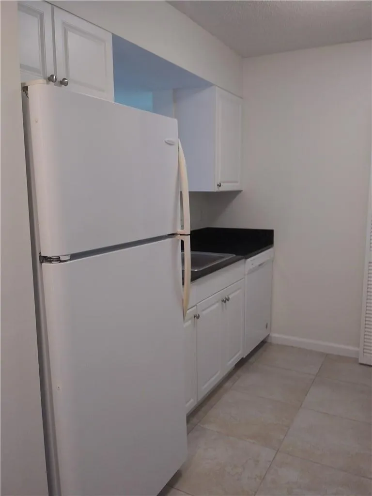 1341 SE 3rd Avenue #201 Dania Beach, FL 33004