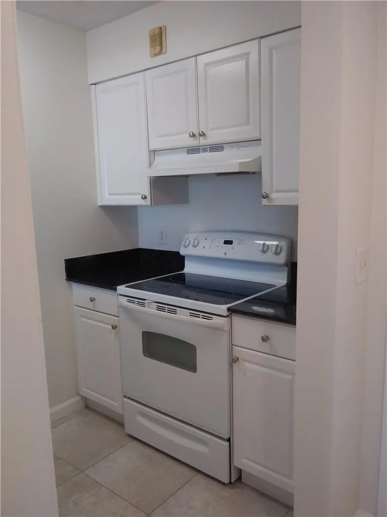 1341 SE 3rd Avenue #201 Dania Beach, FL 33004